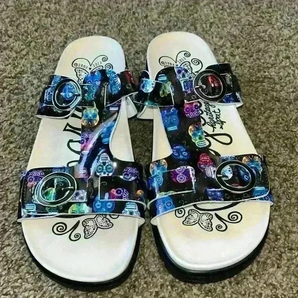 Like New‎ Algeria Vita Sugar Skulls Sandals - Picture 1 of 3